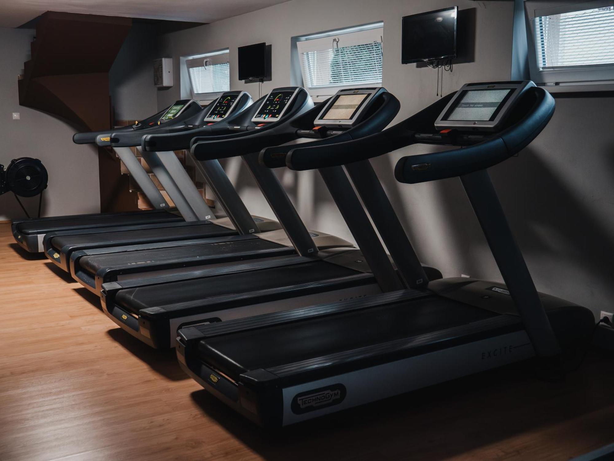 Elite Hotel Nova Dubnica Luaran gambar
