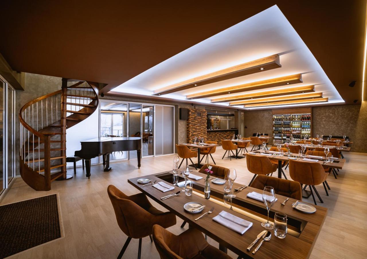 Elite Hotel Nova Dubnica Luaran gambar