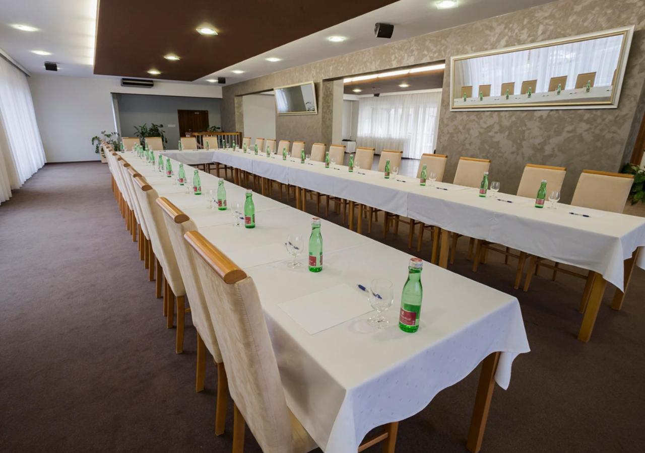 Elite Hotel Nova Dubnica Luaran gambar
