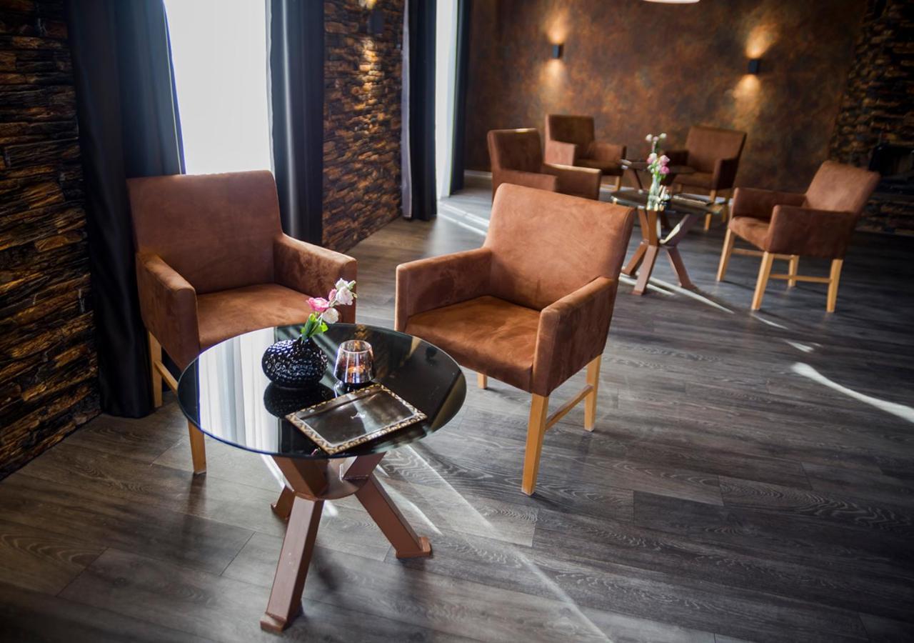 Elite Hotel Nova Dubnica Luaran gambar